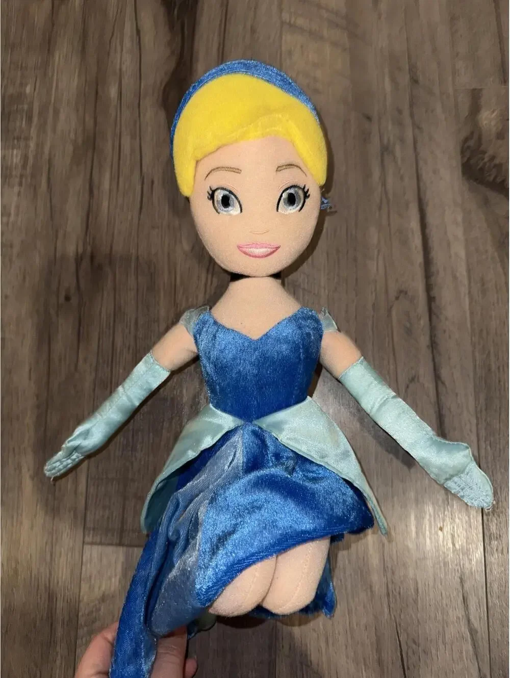 Disney Princess‎ Cinderella Sitting 13